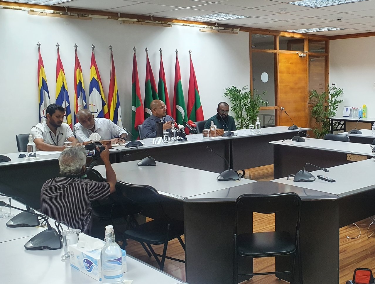 ކަރަންޓަށް ދިމާވި މައްސަލައަށް ދާއިމީ ހައްލެއް ގެންނަން ދެ ދުވަހެއް ނަގާނެ: ޝަރީފް