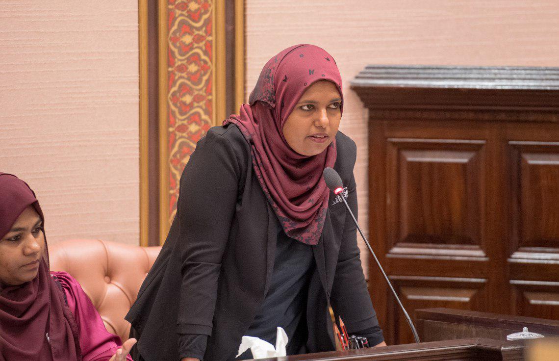 ހަސަން ލަތީފާ ދެކޮޅަށް އަދާލަތު އެއްކޮށް ތެދުވެ ބަހުގެ ހަމަލާތައް އޮއްސާލައިފި؛ މިފަހަރު ނަޒާކީ ޒަކީއާއި ޝިދާތާ