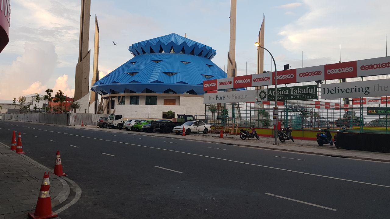 މި އަހަރުގެ ރަމަޟާން މަހުގެ ފުރަތަމަ ދުވަހަކީ 24 އޭޕްރިލް ވާ ހުކުރު ދުވަސް