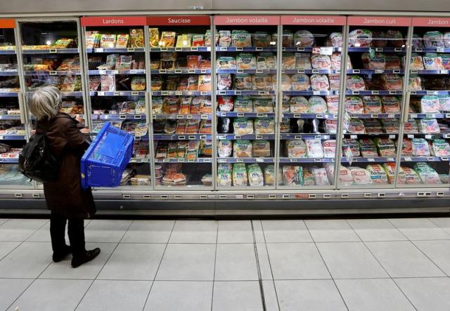 ފަރަންސޭސިވިލާތުގައި ކާބޯތަކެތީގެ އަގުތައް ކުޑަކުރަން މަޖުބޫރުކޮށްފި