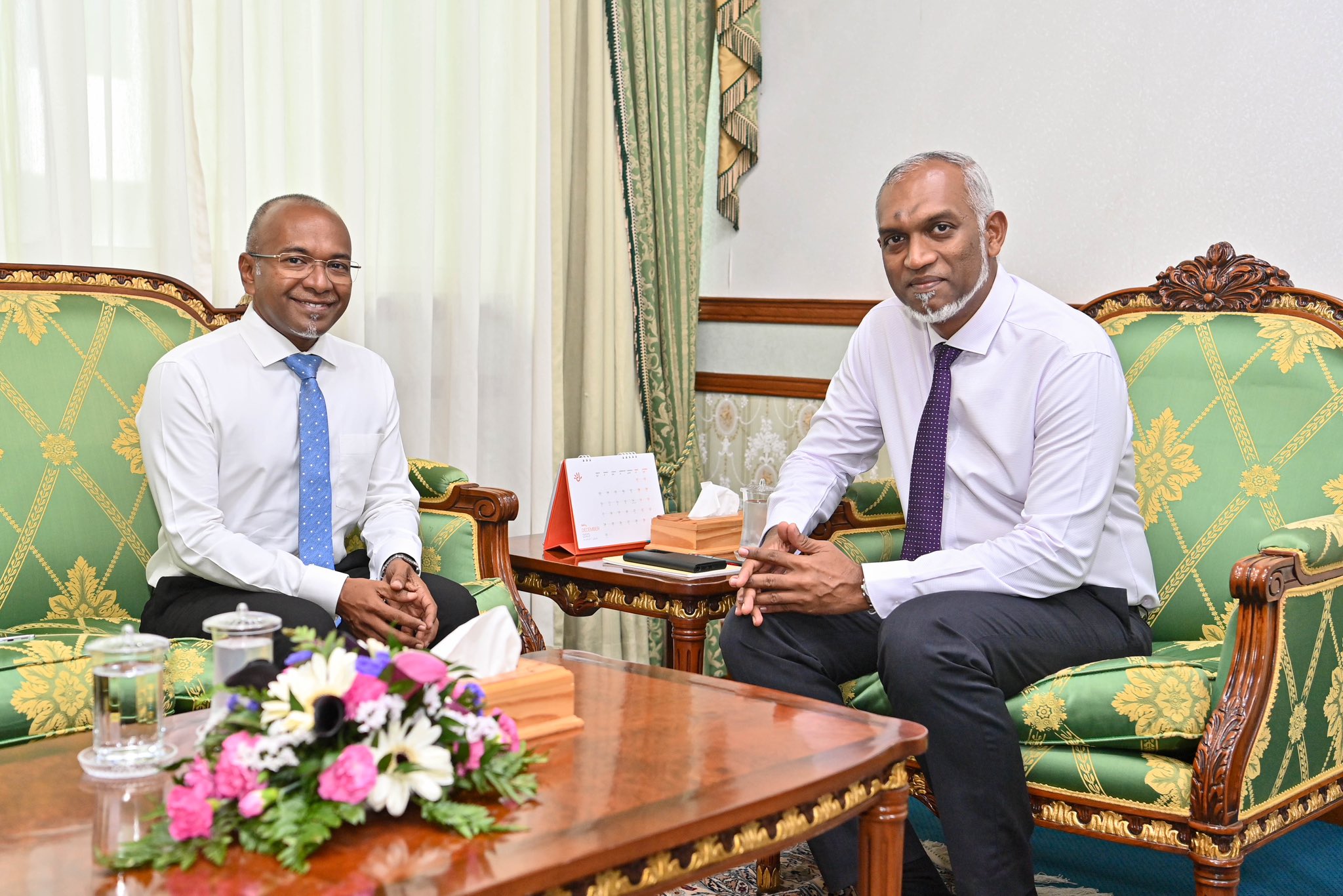 ރައީސް މުޢިއްޒު ބައެއް ސިޔާސީ ޕާޓީތަކުގެ ލީޑަރުންނާއި ބައްދަލުކުރައްވައިފި