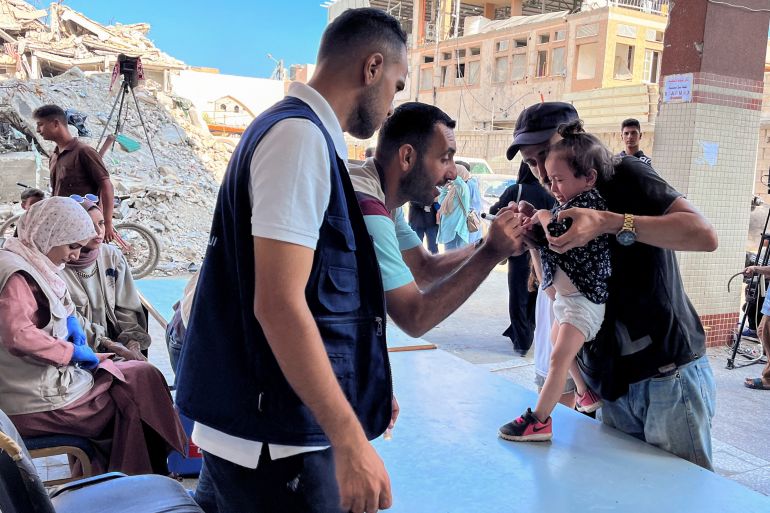 ޣައްޒާގެ 187،000 ކުދިންނަށް ޕޯލިއޯ ވެކްސިން ދީފި