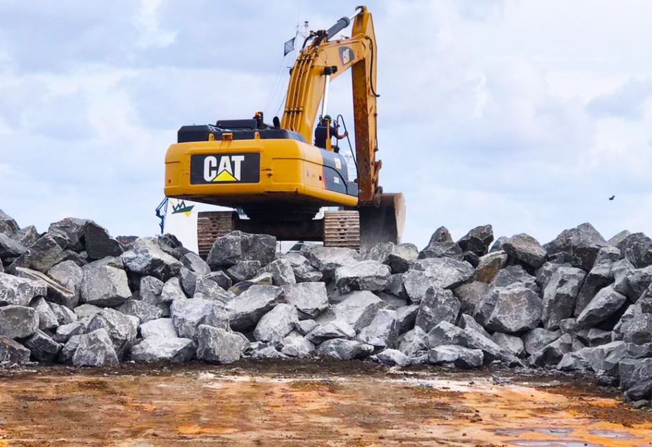 ފޭދު ބަނދަރަށް ބޭނުންވާ ބޮޑު ހިލައިގެ ފުރަތަމަ ޝިޕްމަންޓް ގެންގޮސްފި