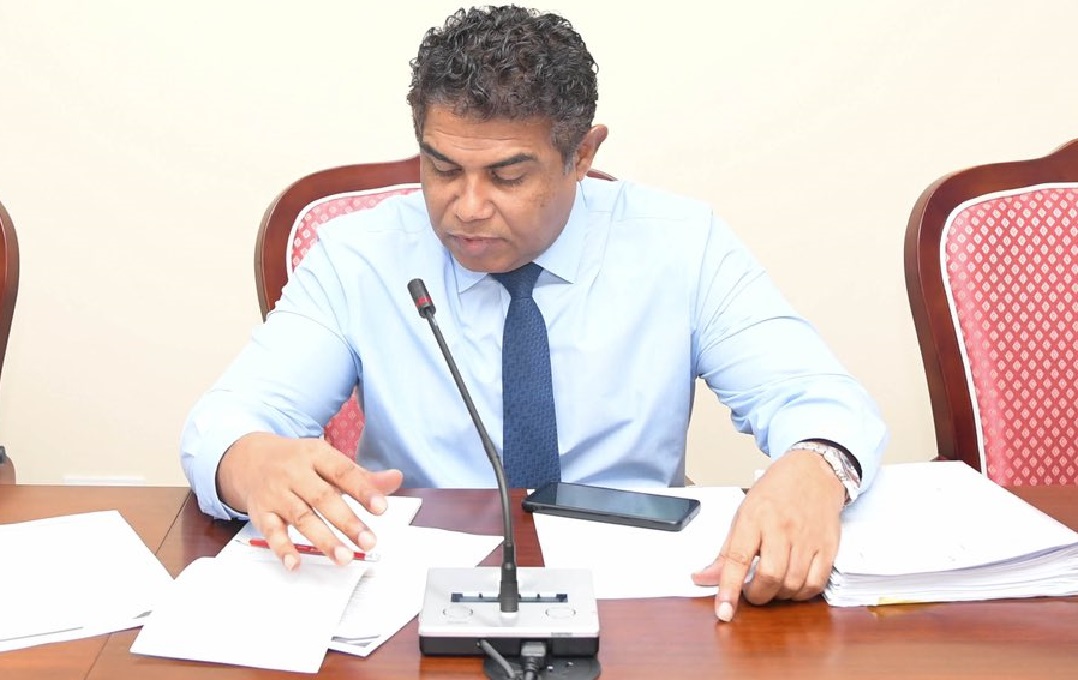 ބޮންޑެ ވިދާޅުވީ މަސްވެރިންގެ ޝަކުވާއަކީ ޕީޕީއެމްގެ ބެޔަސް ނުބެޔަސް ދިހަހާސް ނުލިބުން ކަމަށް