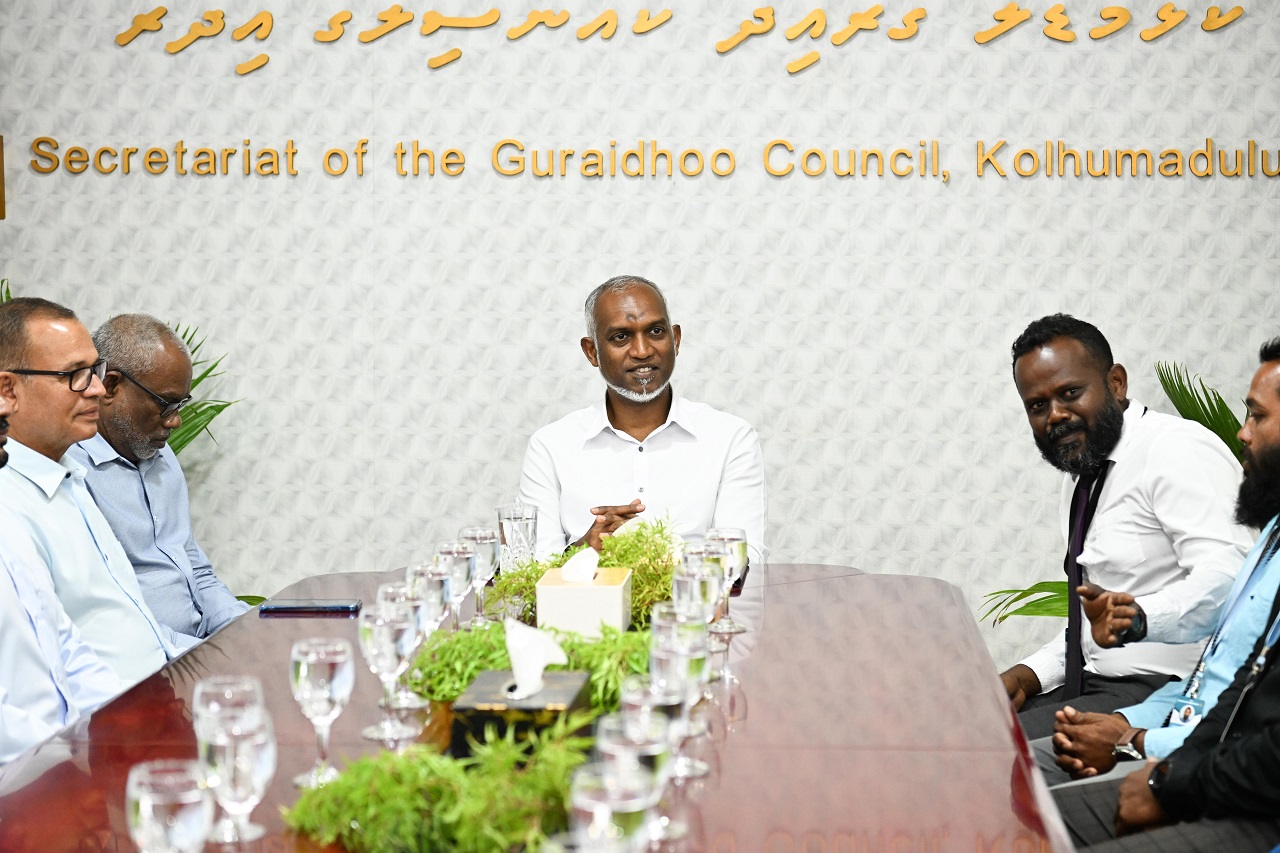 ތަރައްޤީގެ މަޝްރޫޢުތައް ހިންގުމުގައި މިސަރުކާރުން ގެންގުޅޭ ސިޔާސަތަށް މަޑިފުށީ ކައުންސިލްގެ ތަޢުރީފް