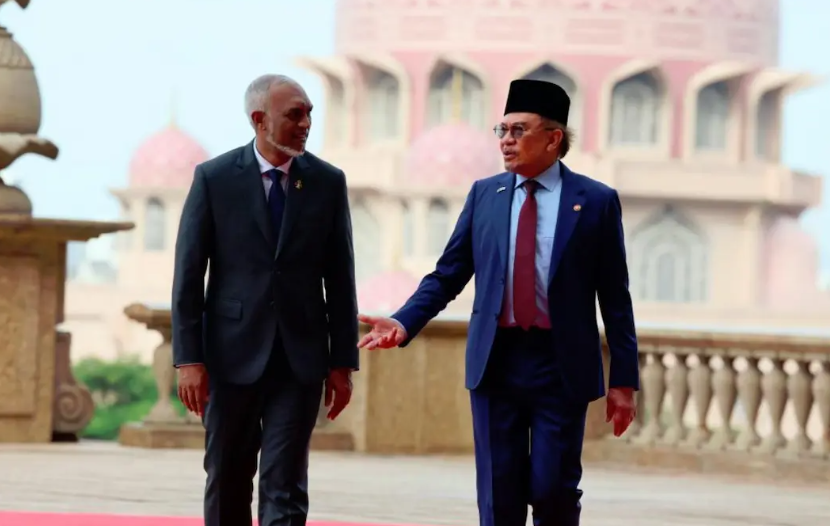 މެލޭޝިއާއިން ރައީސް މުއިއްޒަށް ހޫނު މަރުހަބާއެއް