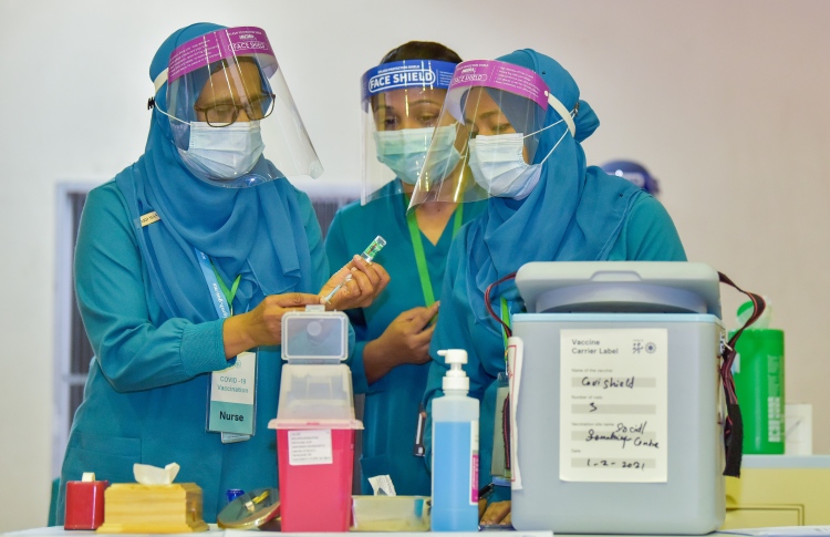 ވެކްސިންގެ އެއްވެސް ޑޯޒެއް ނުޖަހާ ތިރީހަކަށް ހާސް މީހުން!