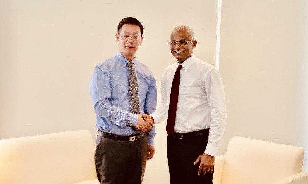 ކޯވިޑް-19: ދިވެހިންނަށް އެހީވާން ޗައިނާ އޮތީ ތައްޔާރަށް- ސަފީރު