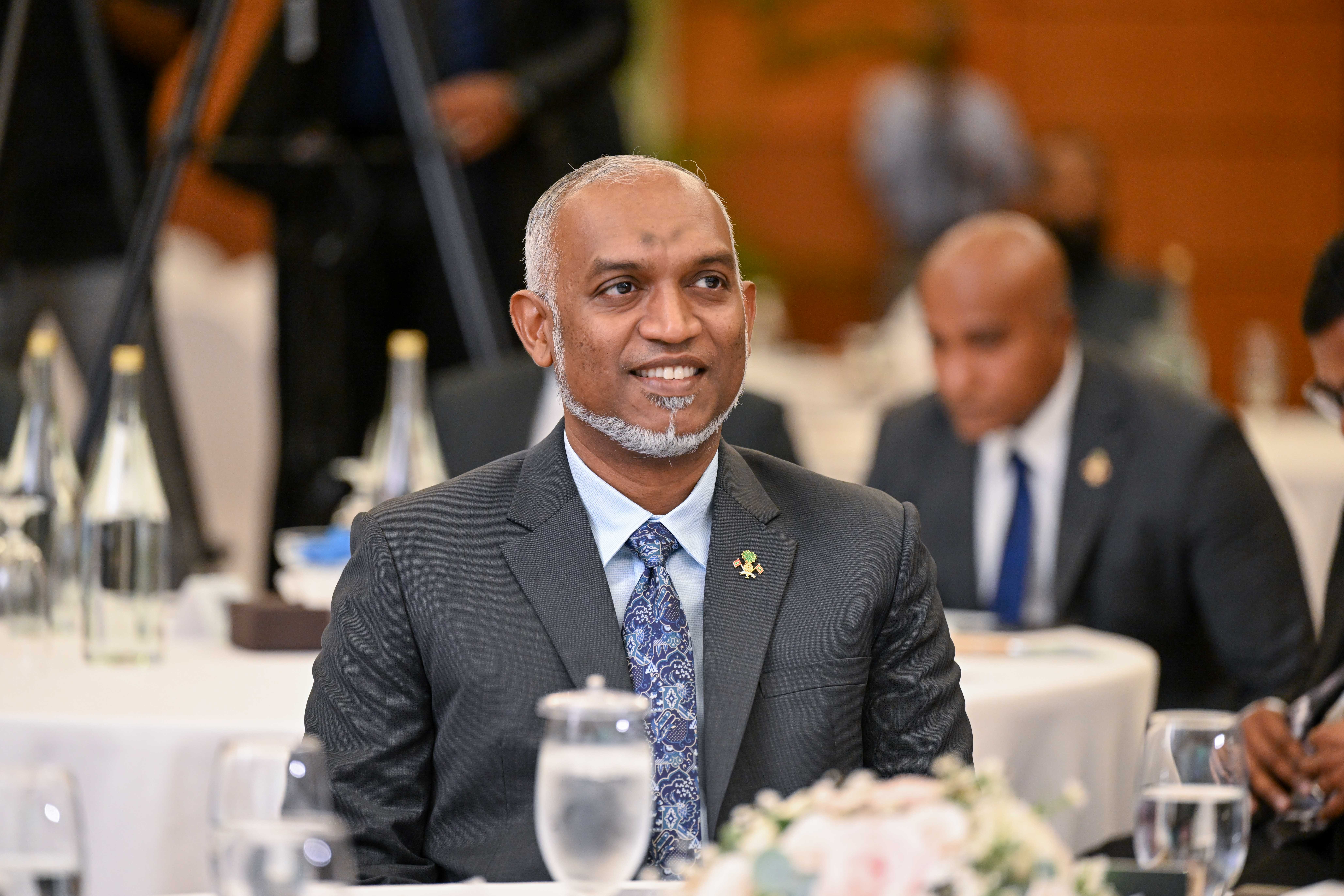 ޒިންމާދާރުކަމެއް ނެތް ލިޔުންތެރިކަމުން ލިބޭނީ ގެއްލުން؛ ލިޔުންތެރިން ޤައުމީ މަސްލަޙަތު އިސްކުރަށްވާ: ރައީސް