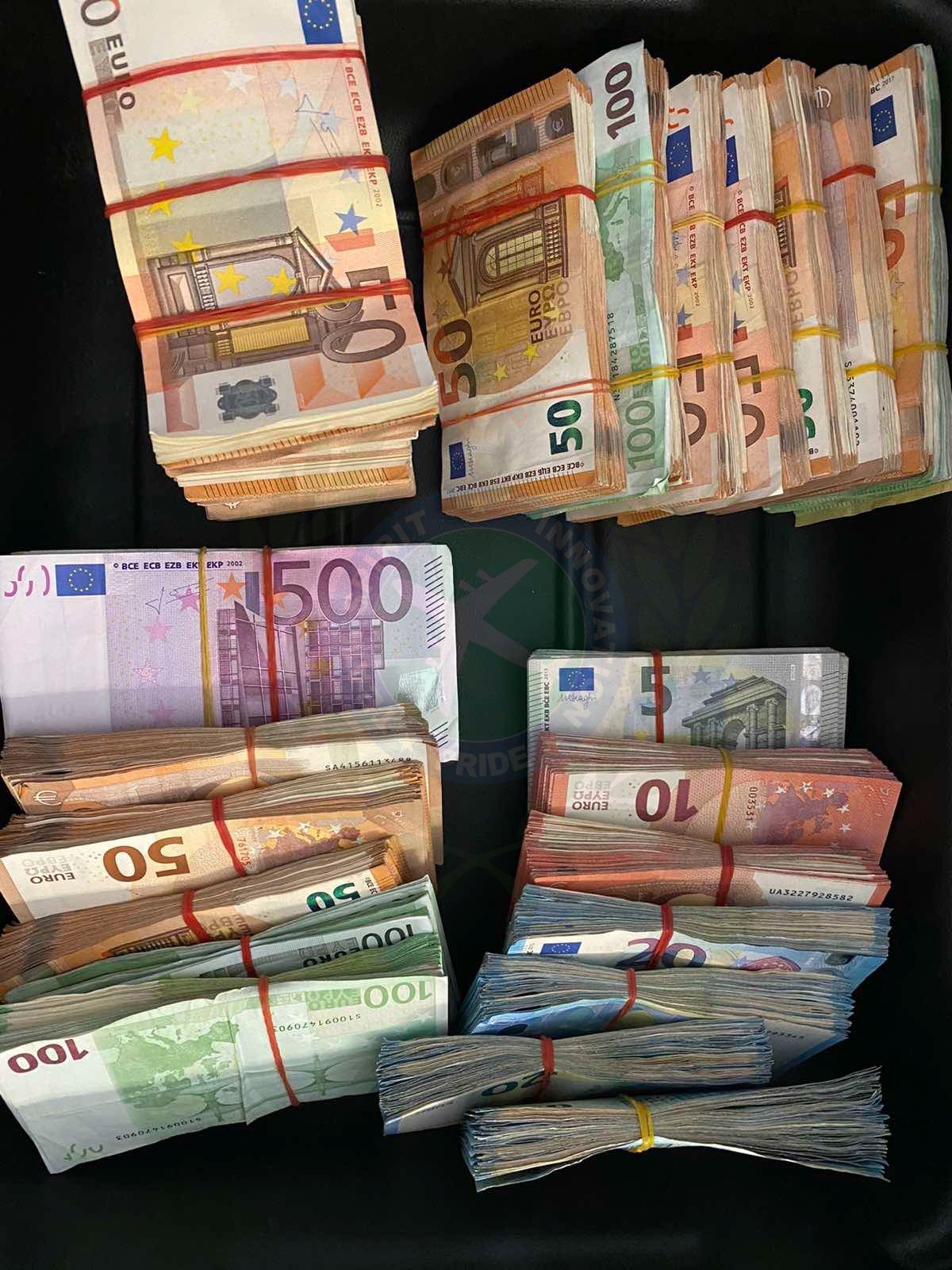 ގިނައަދަދެއް ބޭރުފައިސާ ހިފައިގެން ރާއްޖެއިން ފުރަން އުޅުނު ދިވެއްސަކު ހިފަހައްޓައިފި