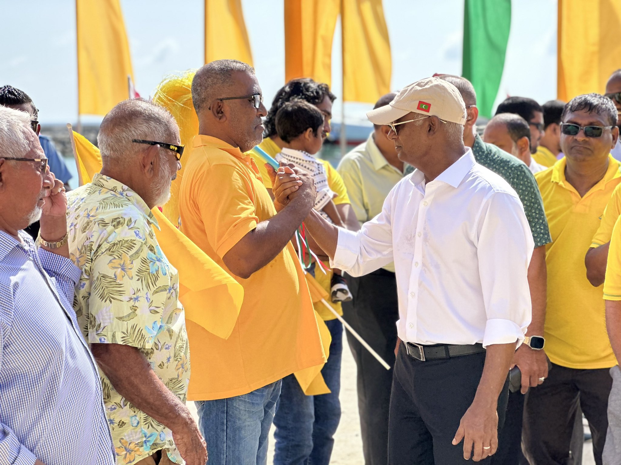 ރިޔާސީ ކެމްޕޭނަށް ރައީސް އއ. އަތޮޅަށް ވަޑައިގެންފި