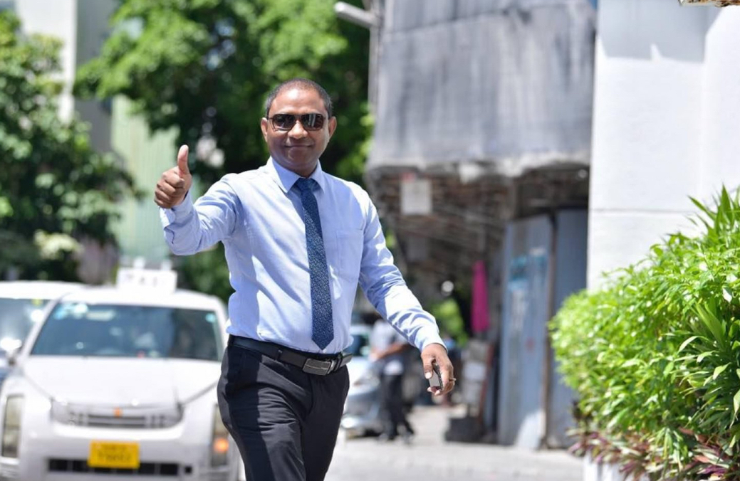 ދިވެހި ދައުލަތް ދަތުރުކުރަމުންދަނީ ބަނގުރޫޓުވުމާ ދިމާލަށް: ސަޢުދު