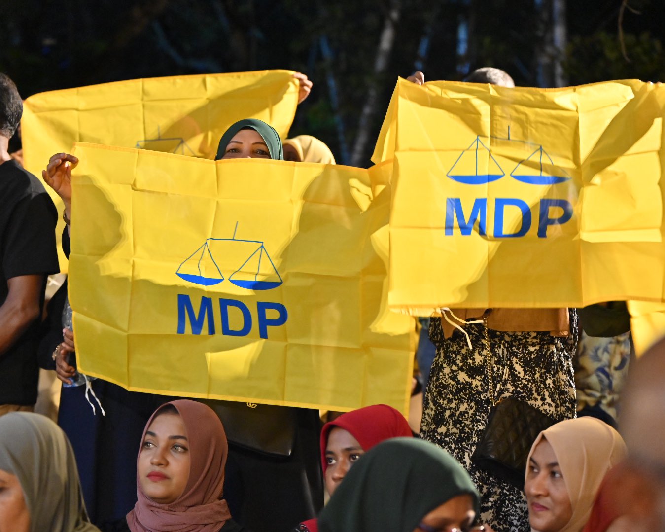 ދަޢުލަތުގެ ބަޖެޓުން ސިޔާސީ ޕާޓީތަކަށް 44 މިލިއަން; އެމްޑީޕީއަށް 15 މިލިއަން ލިބޭ