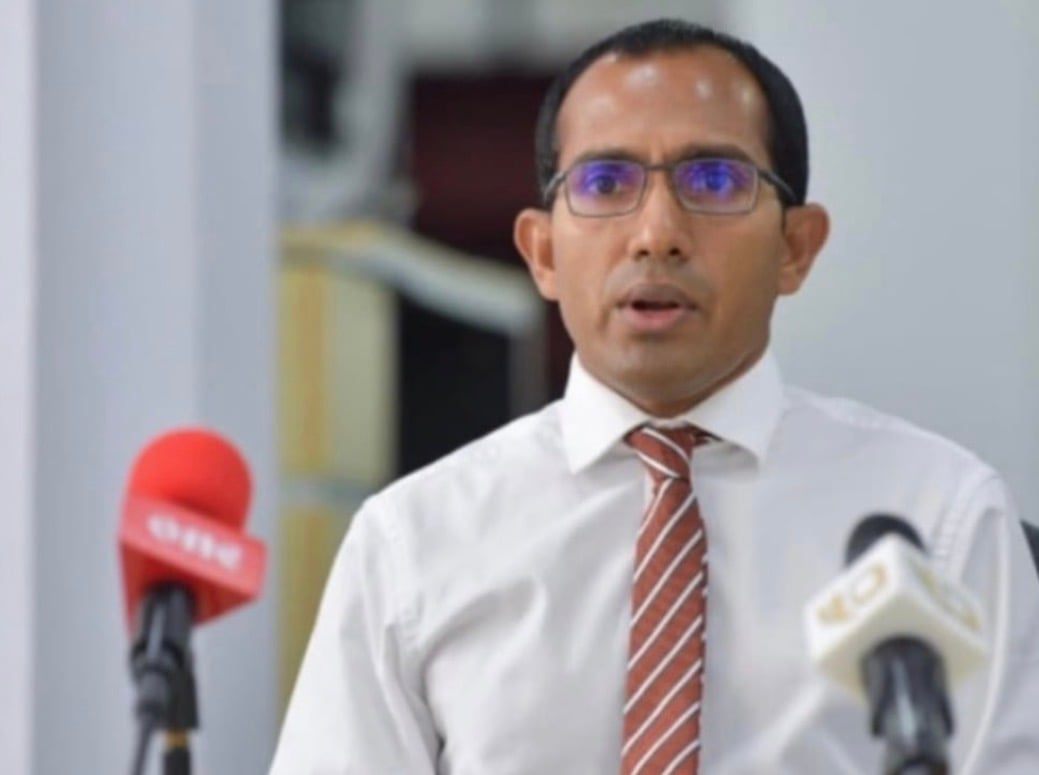 ލޯނު ދެއްކުމުގެ ނަމުގައި ގައުމުގެ ހަރުމުދާ ވިއްކާކަމުގެ ތުހުމަތު މަލީހް ކުރައްވައިފި