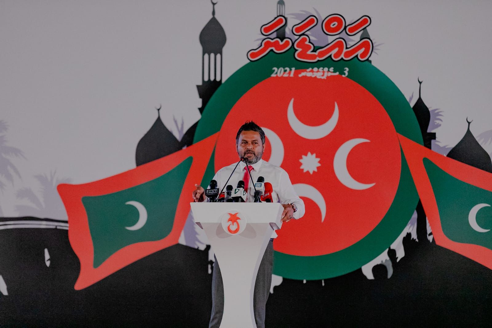 މިއަދުގެ ހުކުރު ހުތުބާ ސަރުކާރުން ވަނީ ސިޔާސީކޮށްފަ: ޝިޔާމް