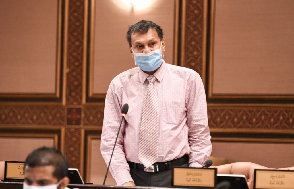 މާލޭގެ އިއްޒަތްތެރިިން އައްޑޫ މީހުންނަށް ބުލީކުރުން އާއްމުކަމަކަށް ވެއްޖެ - އައްޑޫ ޝަރީފް