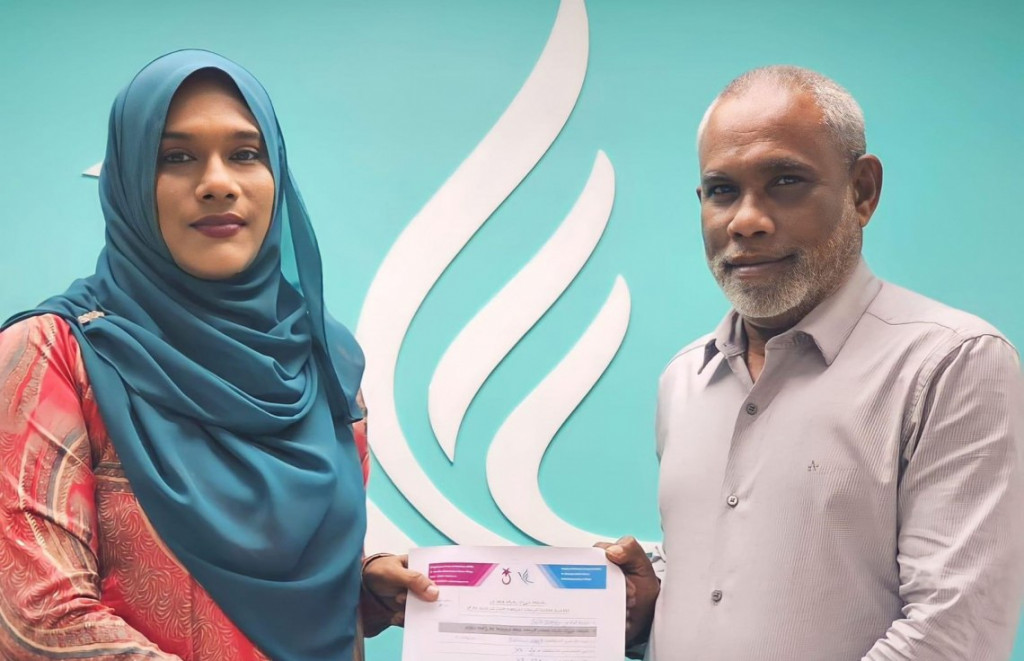 ސައުދާ މަޖިލީހުގެ ނާއިބު ރައީސްކަމަށް؛ ވިދާޅުވީ ކެމްޕޭން ކުރަނީ ގުޅުން އޮތް އެކައުންޓަކުން ނޫން ކަމަށް