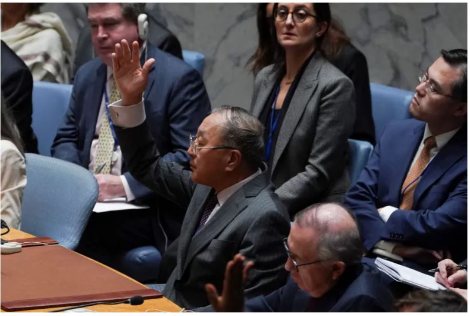 އެމެރިކާއިން މެދުއިރުމަތީގައި ހަލަބޮލިކަން އުފައްދަން މަސައްކަތްކުރާ ކަމަށް ޗައިނާއިން ތުހުމަތުކޮށްފި