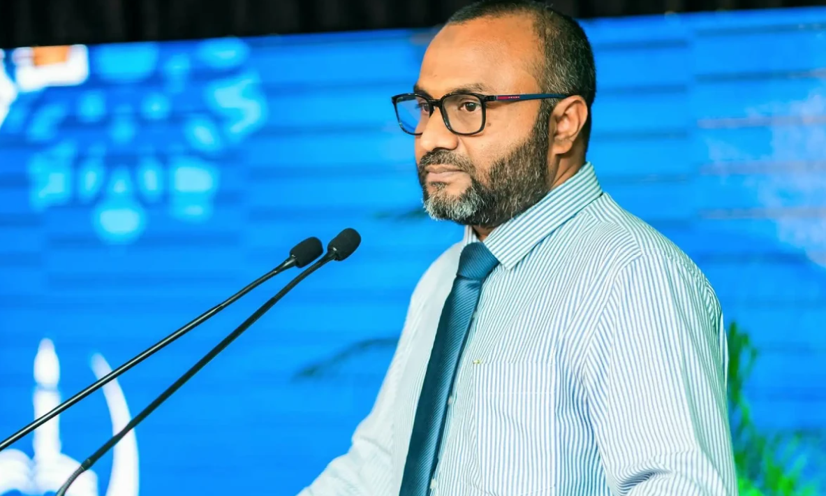 އަބުރު ކަތިލެވޭފަދަ ޚަބަރު ނުފެތުރުމަށް މިނިސްޓަރ ޝަހީމް ގޮވާލައްވައިފި