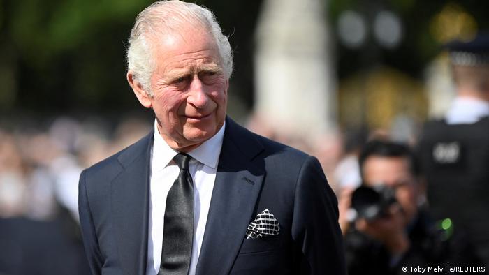 ރަސްގެފާނު ޗާލްސް އަށް ރަސްމީކޮށް ތަޚުތު އެރުވުމުގެ ހާއްސަ ހަފްލާ މިއަދު