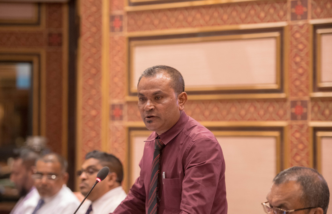 ނުރައްކާތެރި އެކްސިޑެންޓެއްގައި މެމްބަރު އާމިރަށް އަނިޔާވެ ފަރުވާ ދެނީ