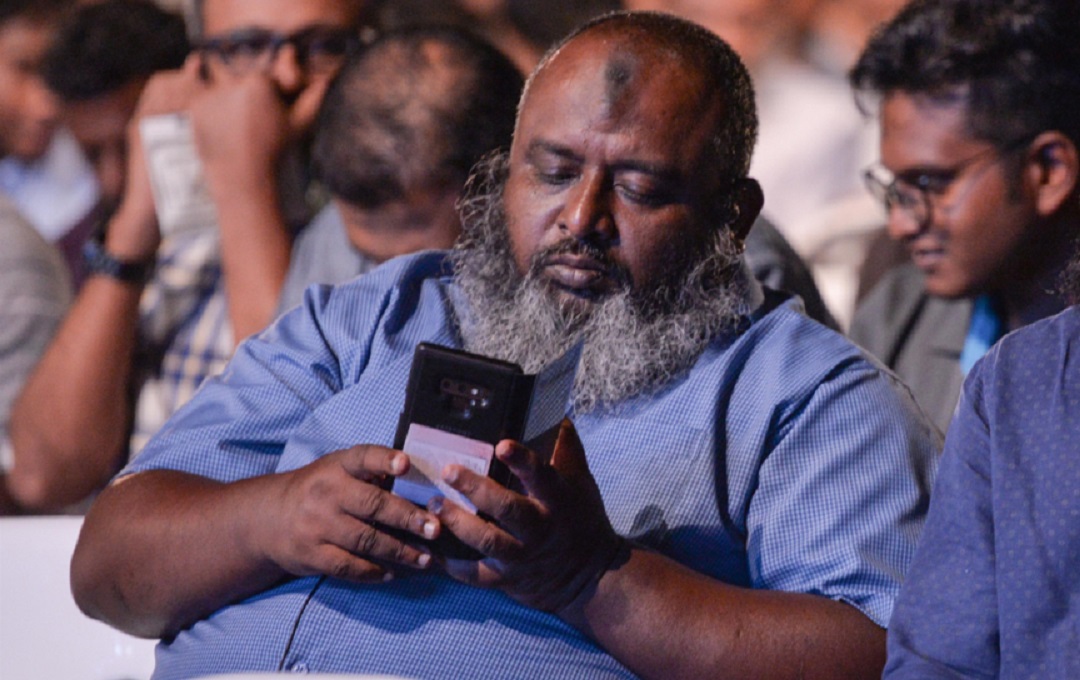 ޢިލްމުވެރިންގެ ތެރެއިން ޑރ. މުޢިއްޒަށް ތާޢީދު ކުރަށްވަނީ މަދުބައެއް: އިޔާޒް