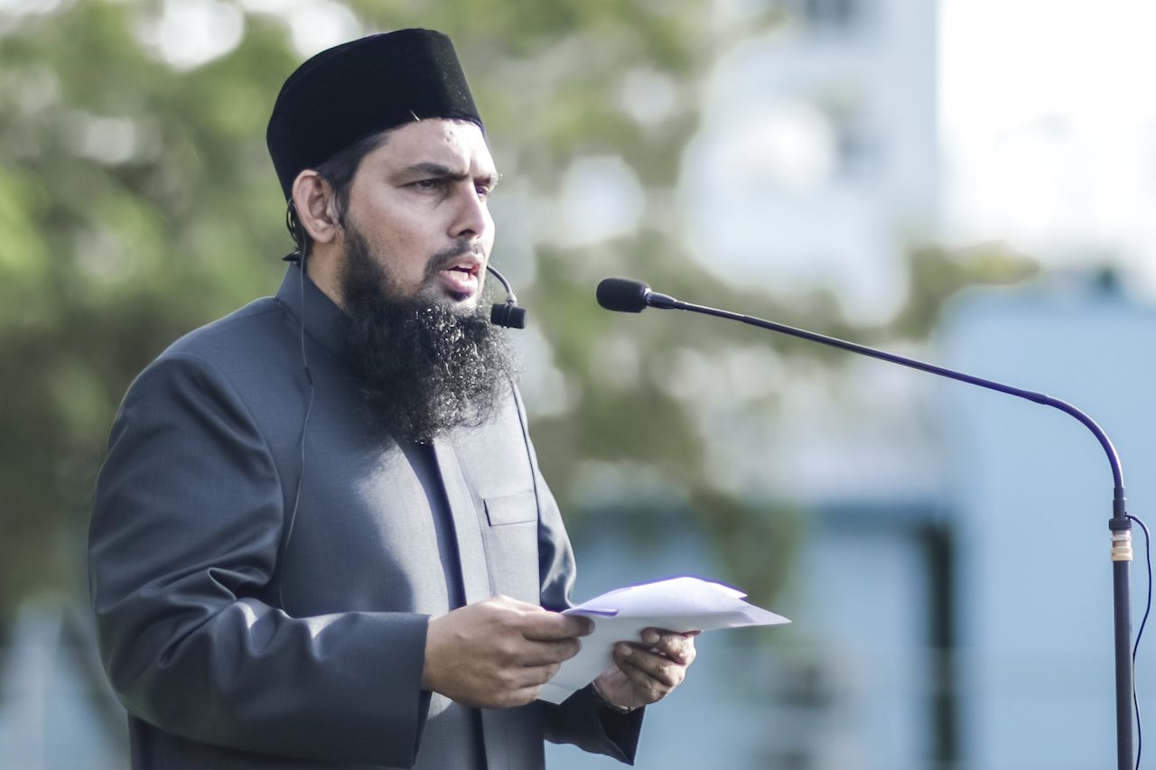 ފިރިމީހާގެ ފޯނުގެ ޕާސްވޯޑް އަނބިމީހާއަށް ނުދީގެން ފާފަވެރިވާނެ ކަމަކަށް ނުބުނަން: ޢަލީ ޒާހިރު