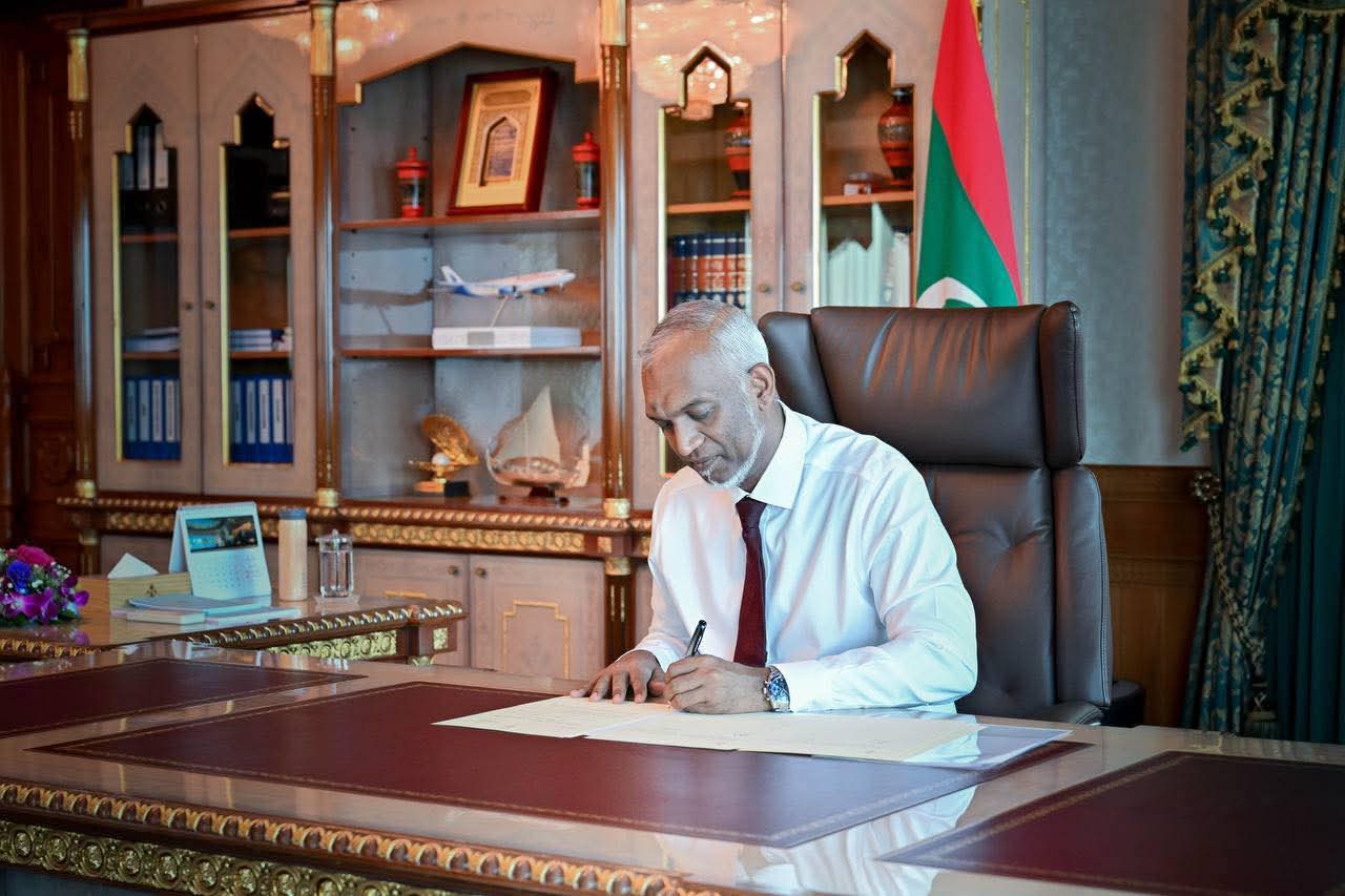 މިލަދުންމަޑުލު ދެކުނުބުރީ "ފަރުމުލި" އެ އަތޮޅުގެ މާފަރުގެ ބައެއް ނޫންކަމަށް ކަނޑައަޅައިފި