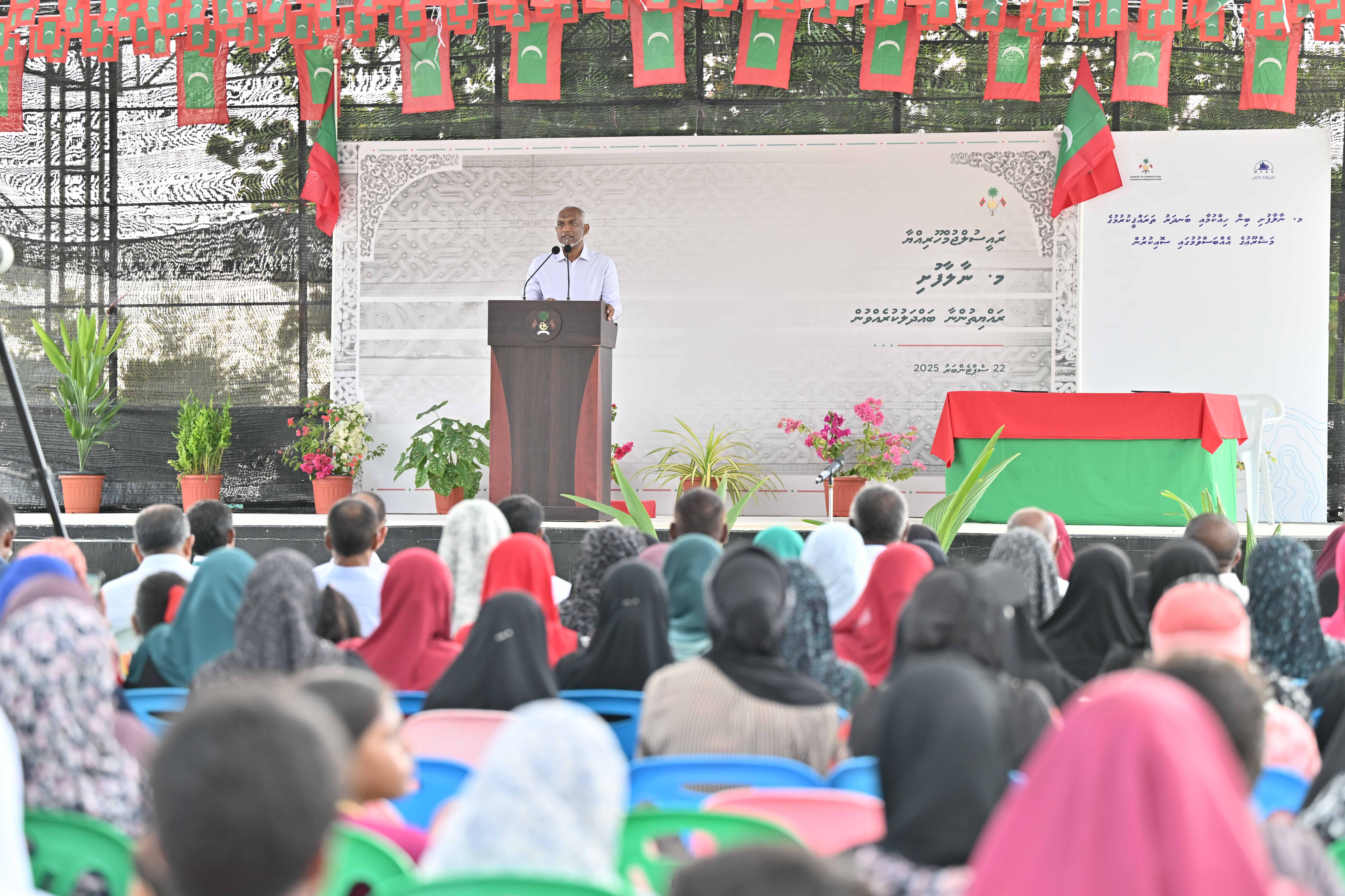 ނާލާފުށީ ބިންހިއްކާއިރު މިހާރުގެ ރަށުގެ ސައިޒަށްވުރެ އިތުރަށް، 15 ހެކްޓަރުގެ ބިން ހިއްކައިދޭނެކަމަށް ރައީސް ވިދާޅުވެއްޖެ