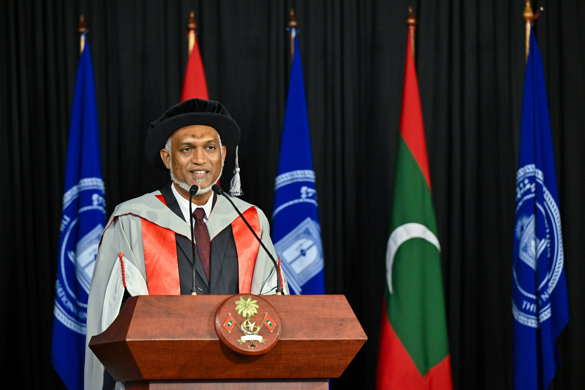 ހާސިލުކުރެވޭ އިލްމު ބޭނުންކޮށްގެން ގައުމު އާރާސްތުކުރަން ރައީސް ގޮވާލައްވައިފި