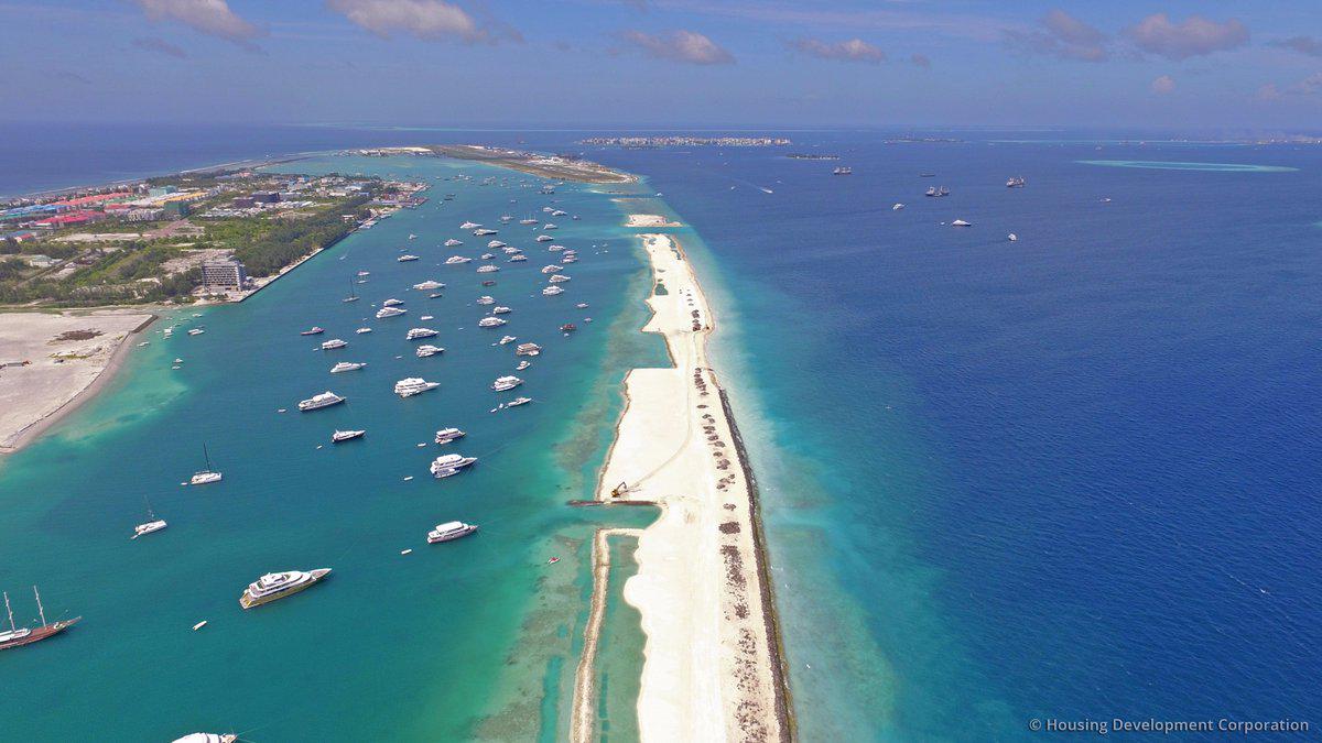 ސަފާރީ ރޭޕް މައްސަލައިގައި ބޭރުގެ މީޑިއާއަކުން ތެދުވެއްޖެ؛ ޓްވީޓްކުރީ އަންހެންމީހާގެ ފޮޓޯއާއެކު