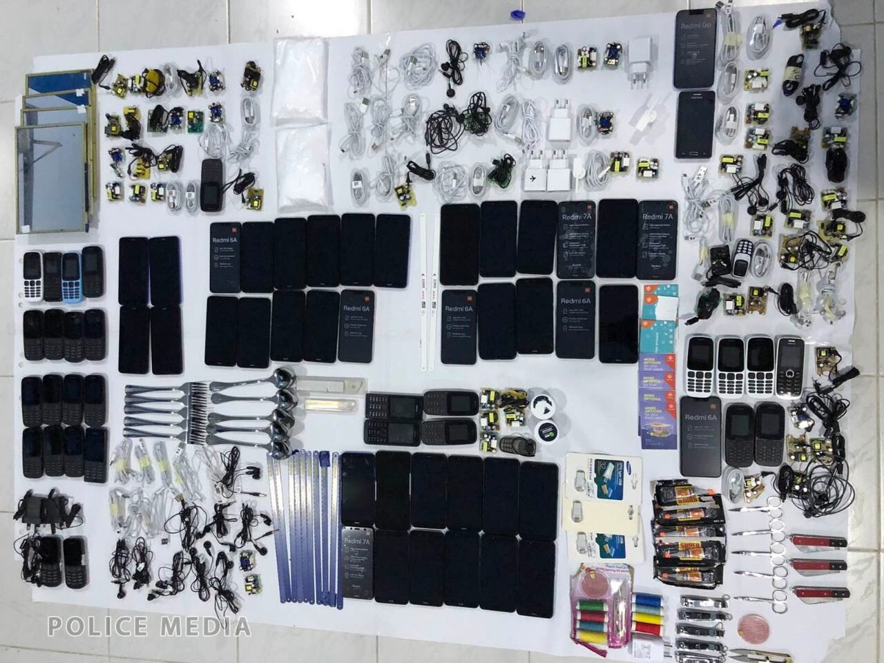 ޖަލަށް ވައްދާ ތަކެތި ހޯދަން ބޮޑީ ސްކޭނިން މެޝިން ހޯދުމުގެ މަސައްކަތް ފަށައިފި