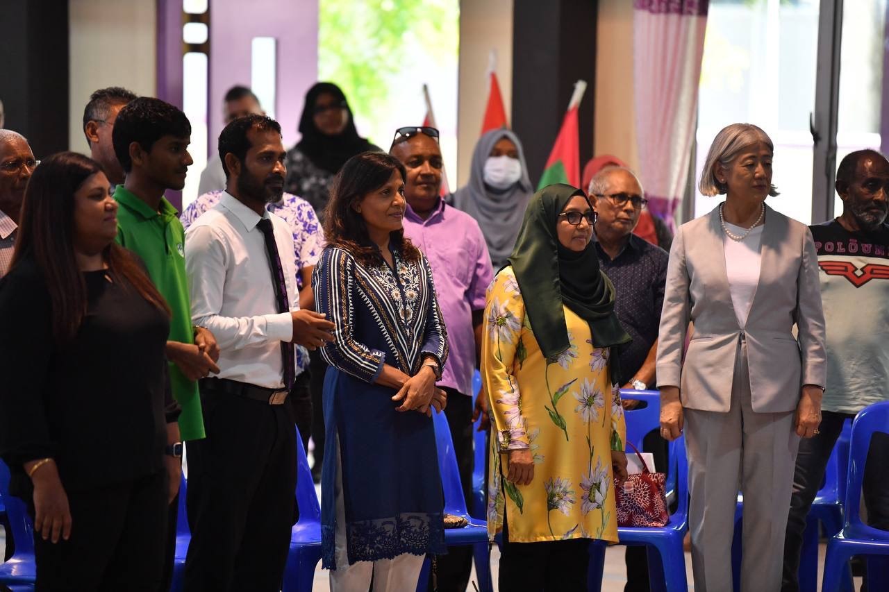 ފުވައްމުލަކު އިސްރަށްވެހިންގެ ޙަފްލާ ޝަރަފުވެރިކޮށްދެއްވީ ރައީސްގެ އަނބިކަނބަލުން