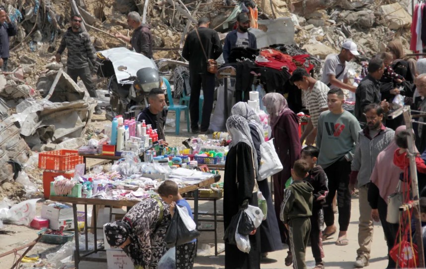 "އީދުގައި އުފާފާޅުކުރުމުގެ އެކި ހަރާކަތްތައް ކުރިއަށް ގެންދާއިރު ފަލަސްތީނުގެ މުސްލިމުންގެ މަތިން ހަނދާން ނައްތާނުލާތި"