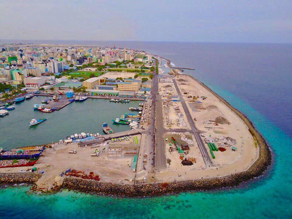 މާލޭ އިންޑަސްޓްރިއަލް ވިލެޖުގައި ހުރި ވެހިކަލްތައް މިމަހު 24 ގެ ކުރިން ނަގަން އަންގައިފި