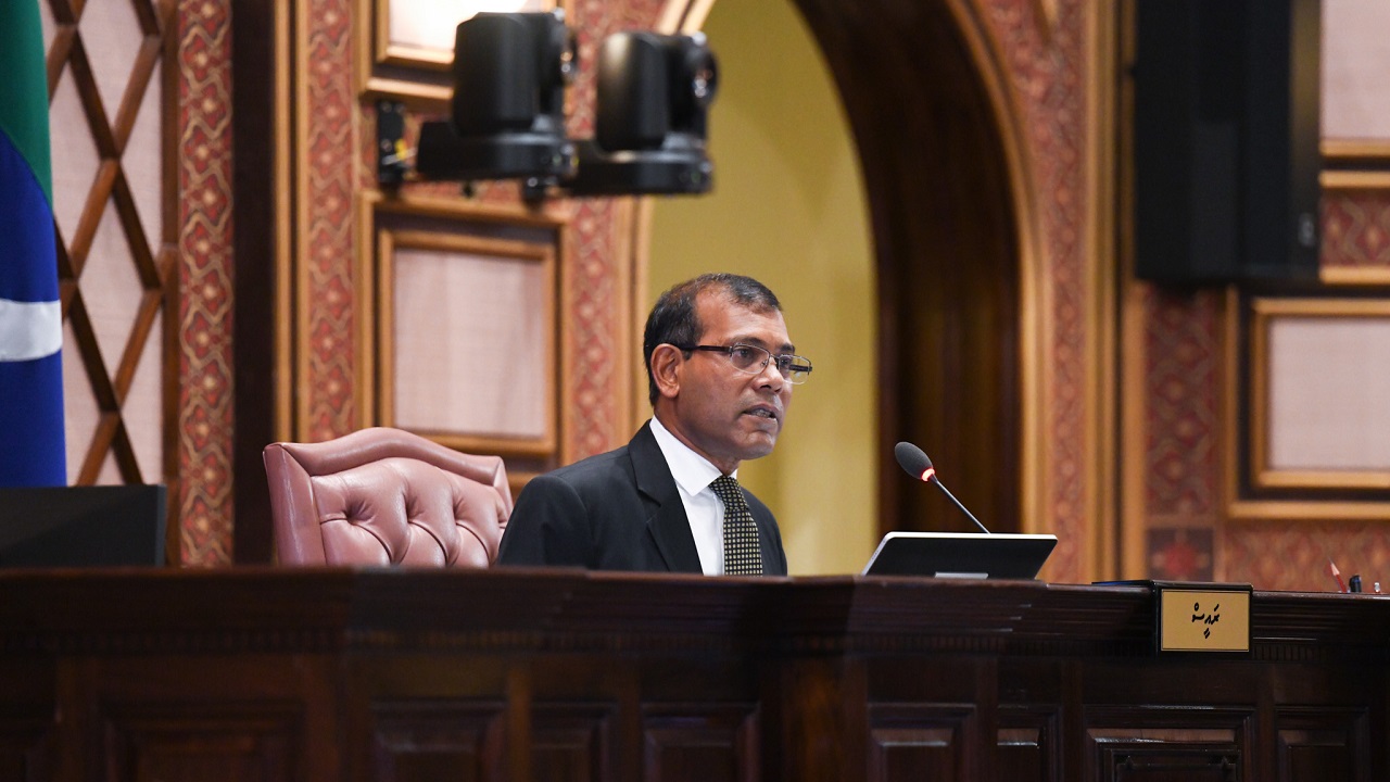 ވެންޓިލޭޓަރުތަކަށް ވީގޮތް ވެކްސިނަށް ވިޔަ ނުދިނުމަށް މަޖިލީހުން ފާރަވެރިވާން ޖެހޭނެ: ރައީސް ނަޝީދު