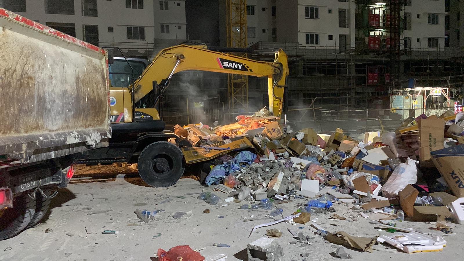 ހިޔާފްލެޓް ސަރަޙައްދުން 24 ޓަނުގެ ކުނި ނަގައިފި