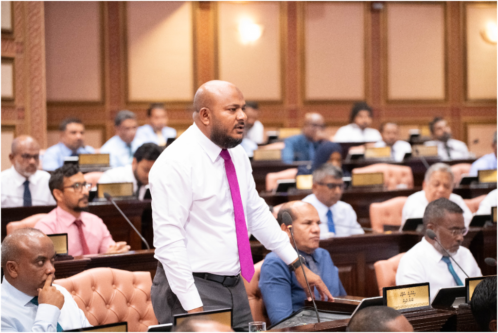 ބޭރުގެ ސިފައިން ނުތިއްބަސް ގާތް ގުޅުމެއް އިންޑިއާއާއެކު އުފެއްދިދާނެކަން ރައީސް ސާބިތުކޮށްދެއްވައިފި: ޝުޖާއު