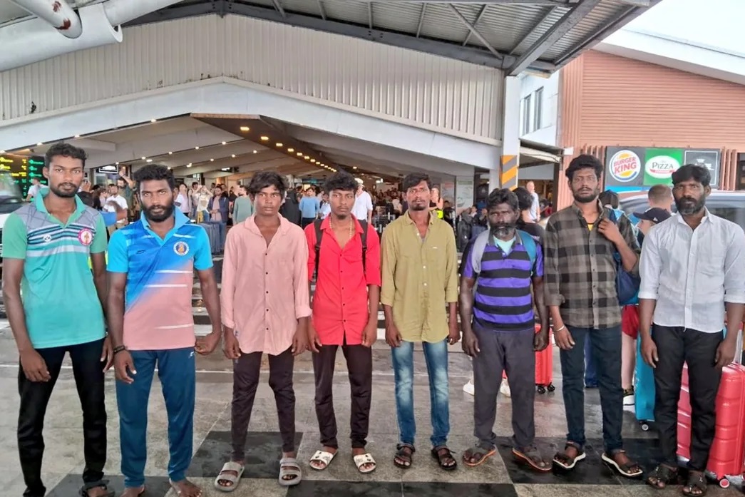 ޤަވާއިދާ ޚިލާފަށް މަސްވެރިކަންކުރި އިންޑިއާގެ 8 މަސްވެރިން ފޮނުވާލައިފި