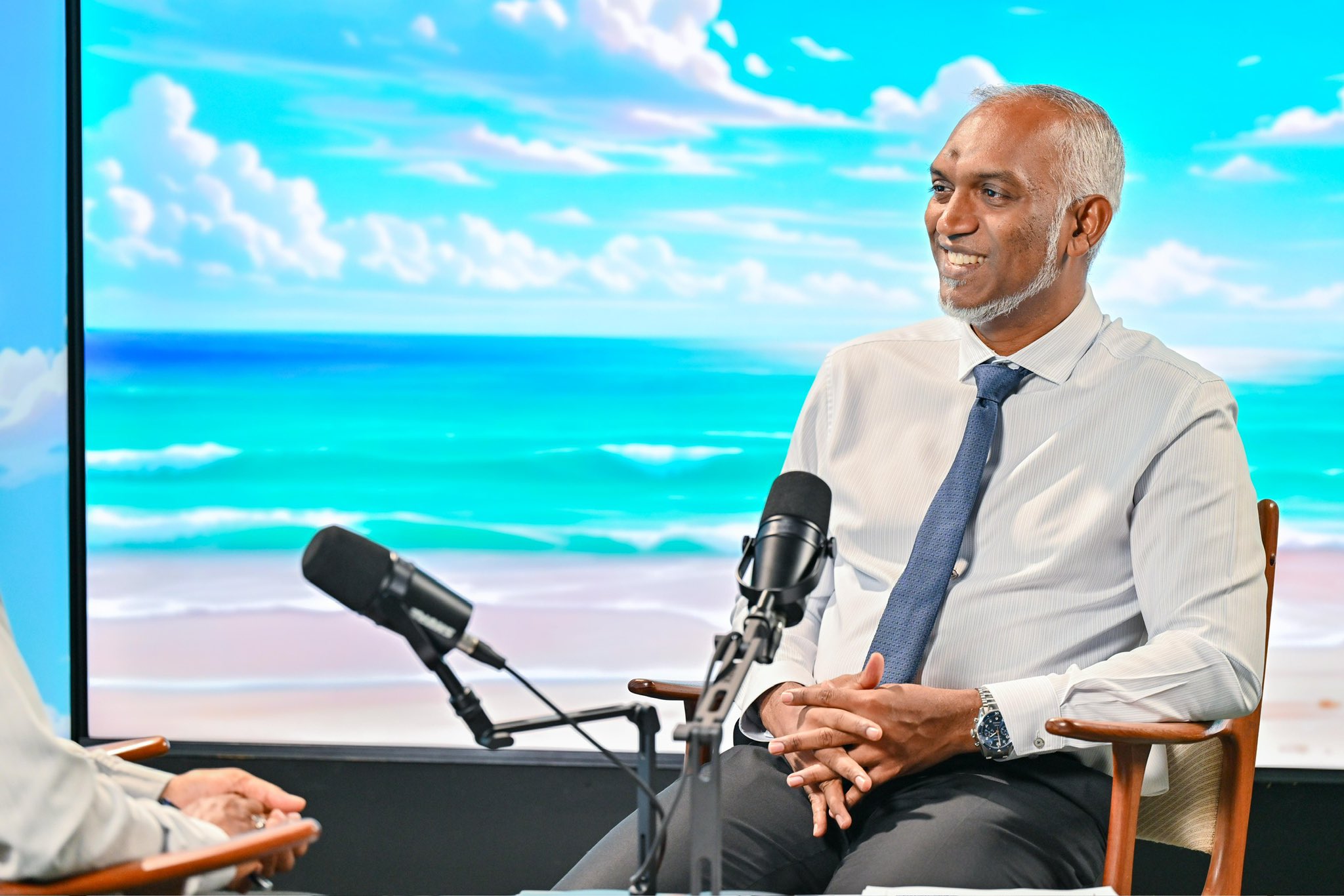 މި އަހަރު ހުރިހާ ކުލާސްރޫމެއް އޭސީކޮށް ނިންމާނަން: ރައީސް