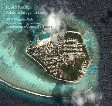 ނަމާދަށް ހުއްޓާ އަންހެނެއްގެ އަގަޔަށް ކެމިކަލް އަޅައިފި؛ ތުހުމަތުގައި ހައްޔަރުކުރީ ކުރީގެ ފިރިމީހާ