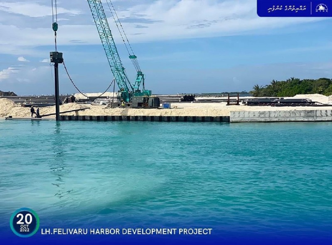 ފެލިވަރު ބަނދަރު: މިހާރު ކުރިޔަށްދަނީ ޝީޓް ޕައިލްކުރުމުގެ މަސައްކަތް