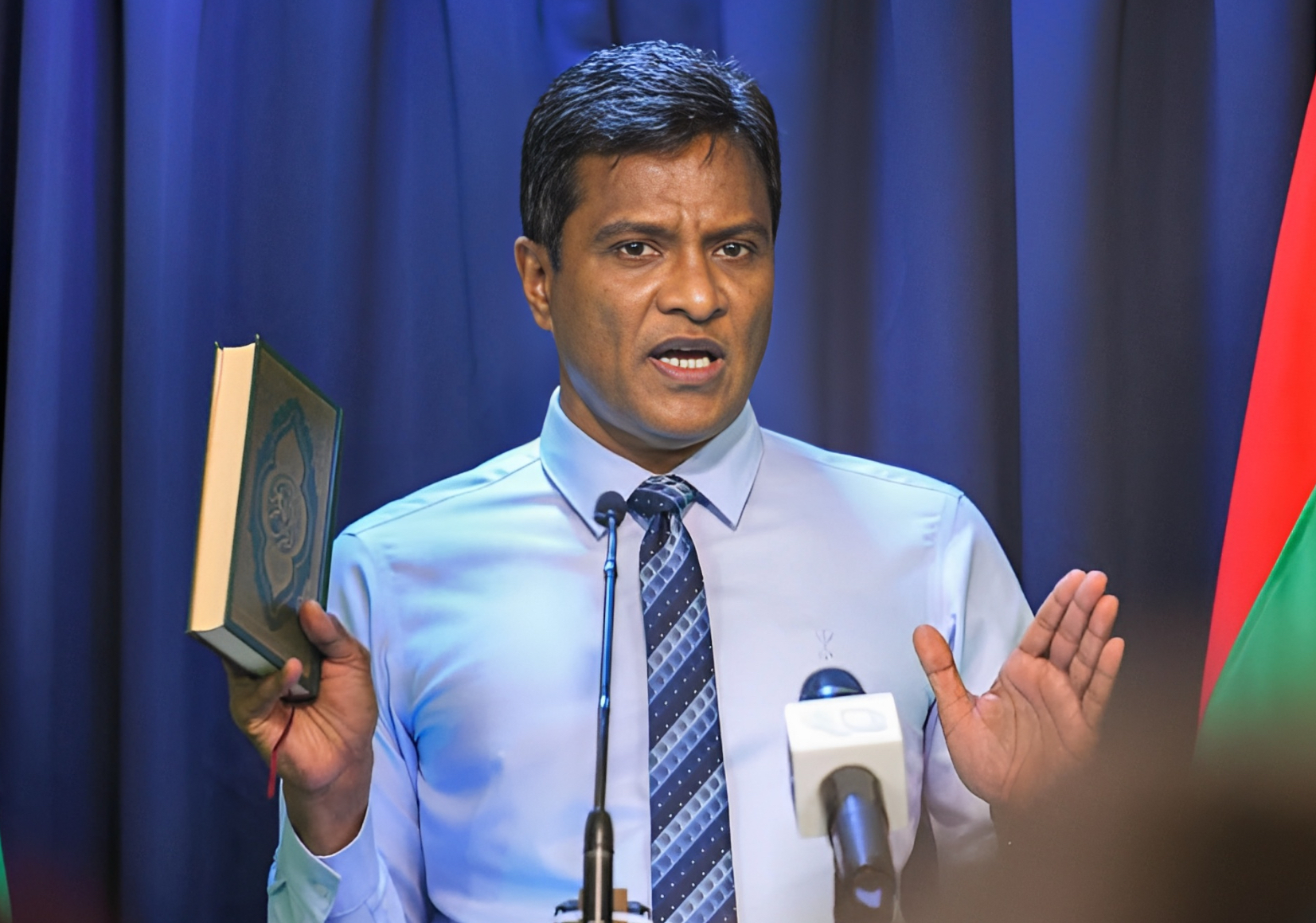 ރަނިންމޭޓަކަށް މާޒް ސަލީމް ހަމަޖައްސަވައި އުމަރުގެ ކެންޑިޑެސީ ހުށައަޅުއްވައިފި