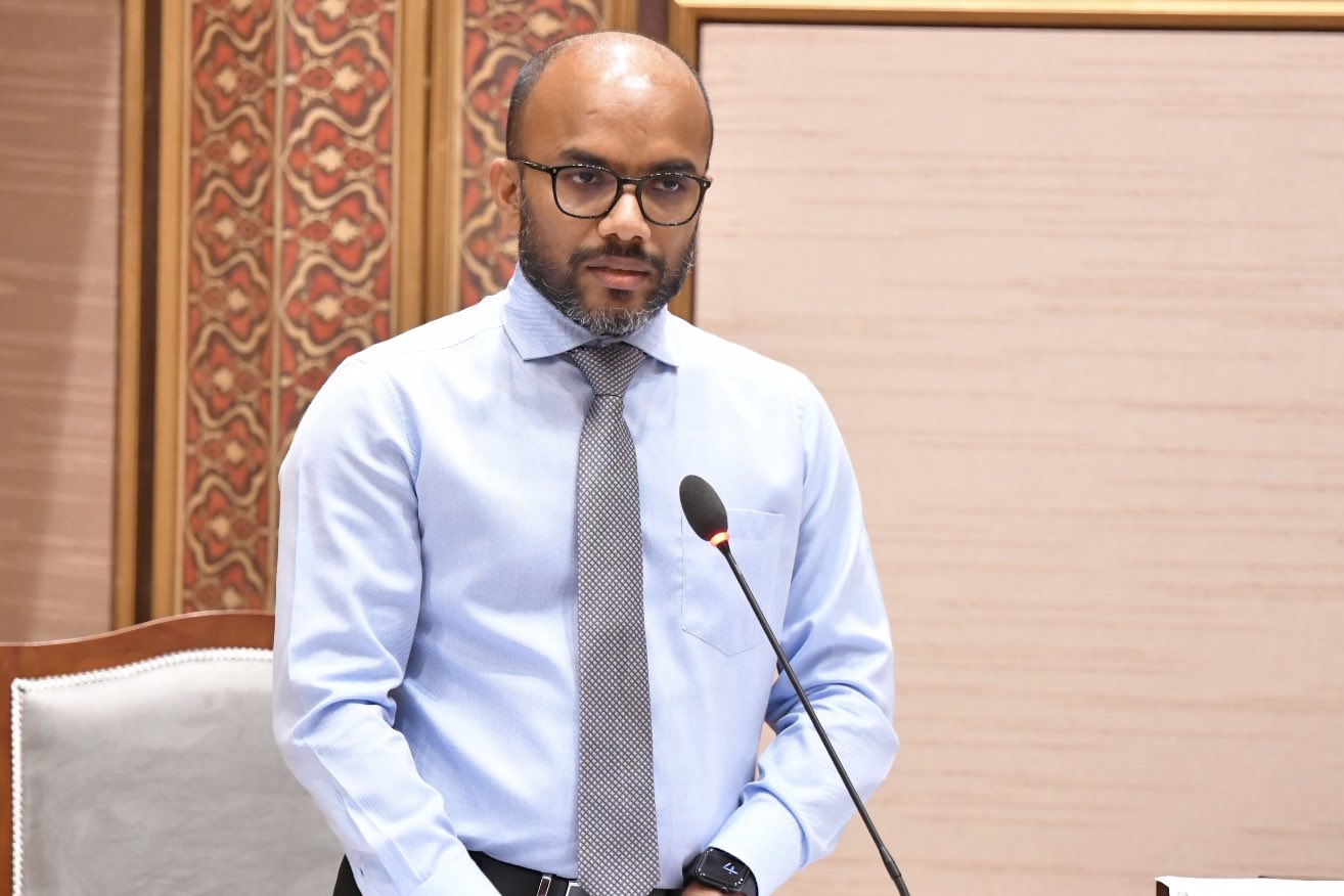 އަންނަ އަހަރަށް މިހުށައަޅަނީ ދަރަނީގެ ޙާލަތު ރަނގަޅުކުރެވޭނެ ސިޔާސަތެއް: އަމީރު