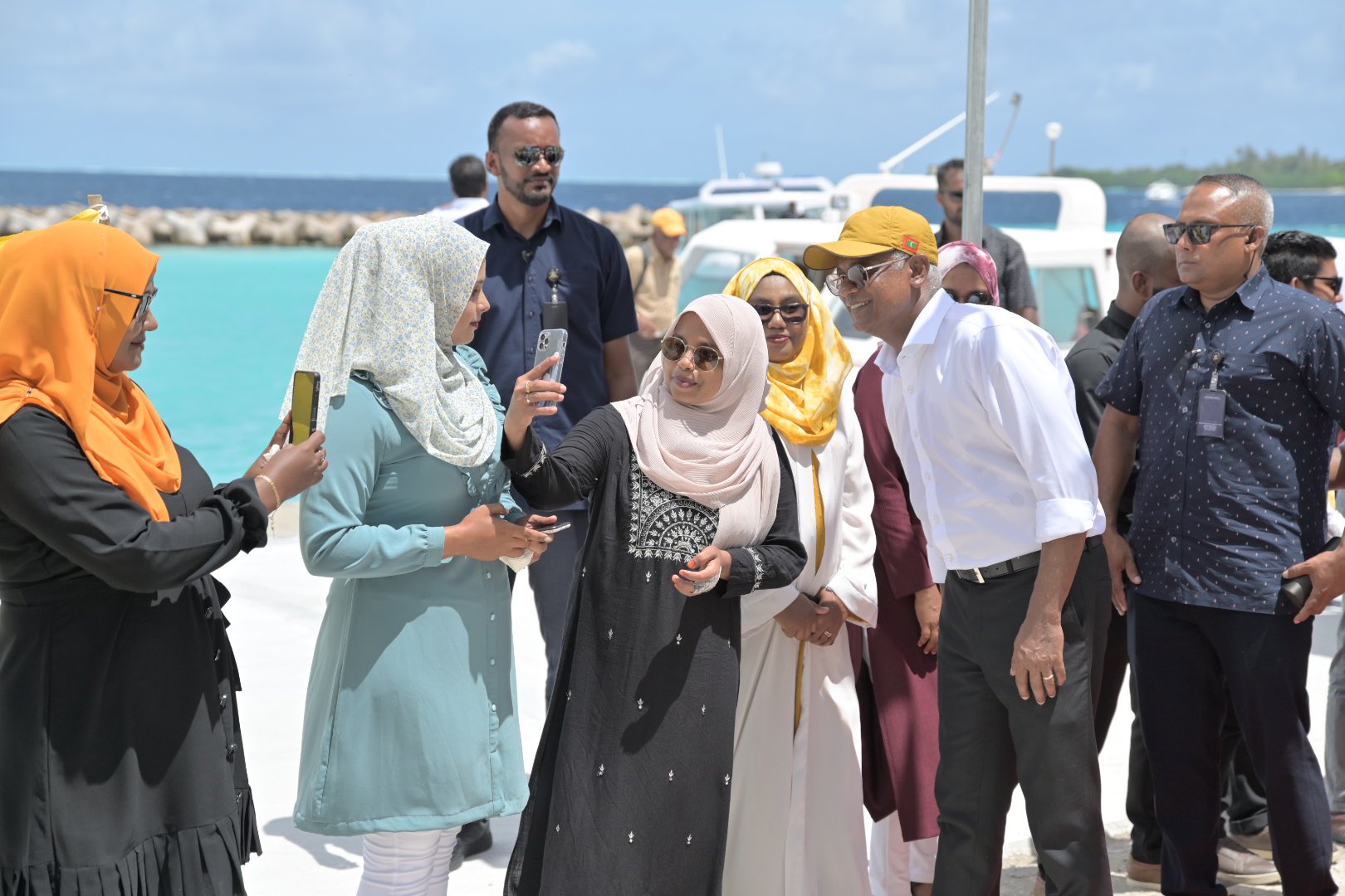 ބައެއް ބޭފުޅުން ދުރަށް ޖެހިވަޑައިގަތަސް ދައުރު ނިމެންދެން ކޯލިޝަން ދަމަހައްޓާނަން: ރައީސް