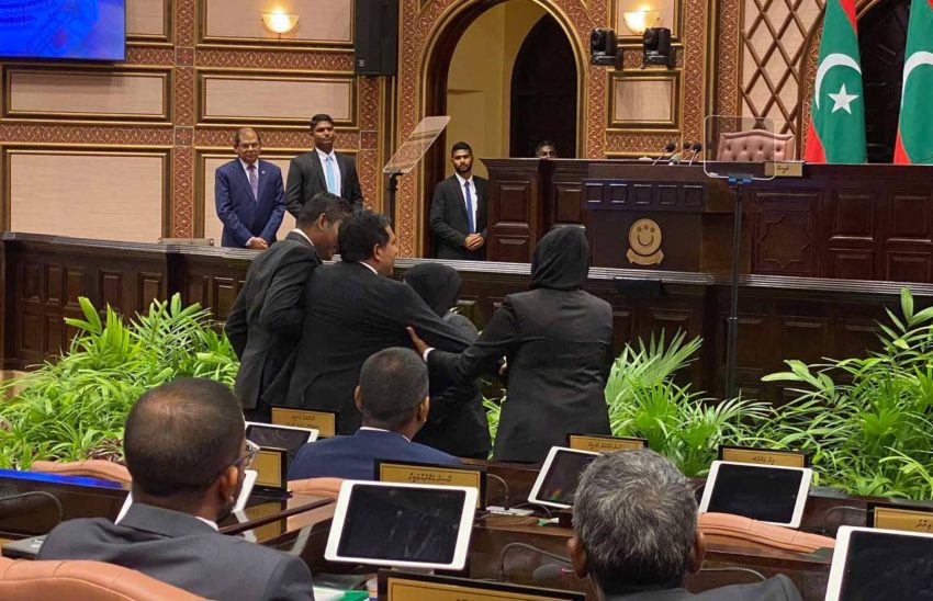 މަޖިލީހުގެ ތަޅުމުން މެމްބަރުން ނެރުމުގައި ސިފައިން ހަރަކާތްތެރިނުވޭ: އެމްއެންޑީއެފް