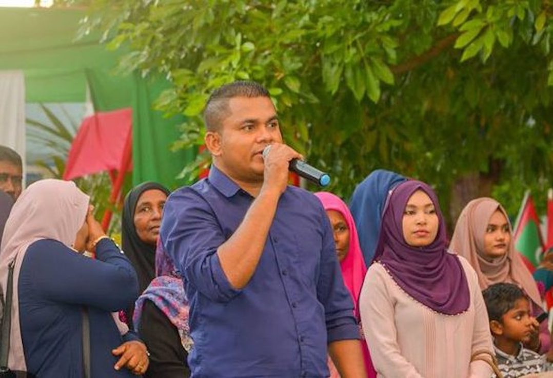އާރަށުގެ މައްސަލަ: ޑޮލަރުގެ ބަދަލުގައި ފައިސާ ލިބުނުކަމަށް ޔޫސުފް ނަޢީމް ވިދާޅުވި