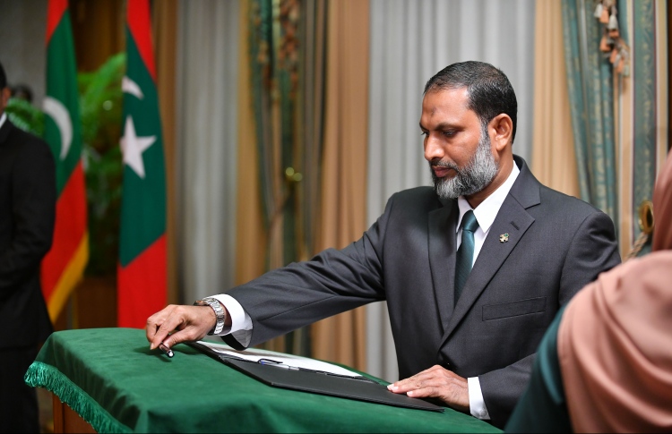 ފާޑުކިއުންތައް އަމާޒުވުމުން ލާދީނީ ކިއުން މަނާކުރާ އިސްލާހާ ދެކޮޅަށް އަދާލަތުން ވެސް ބަސްބުނެފި