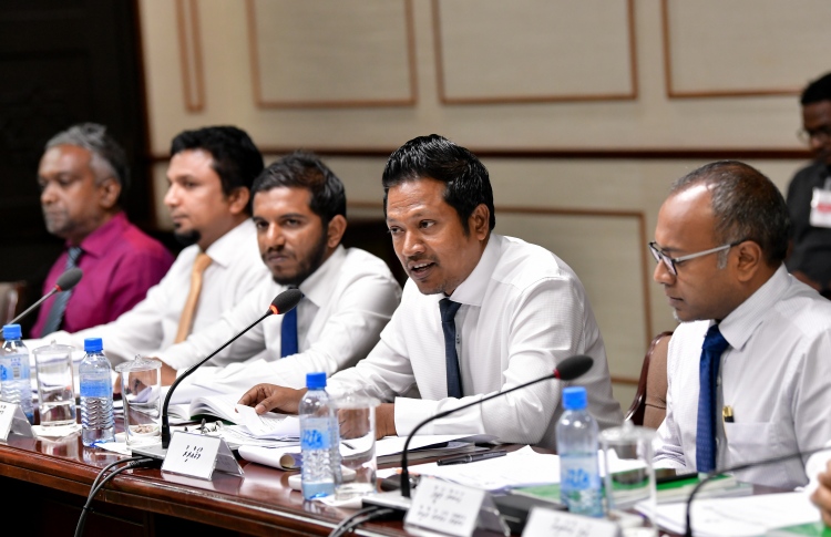 ޖޭއެސްސީން އެދުނުގޮތަށް މައުސޫމް މަޤާމުން ވަކިކުރަން ފޮނުވައިފި