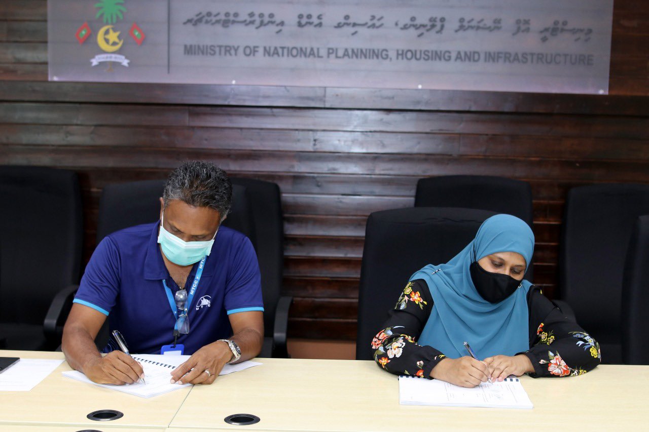 ހިތަދޫ ކުރީގެ ބަނދަރު ހެދުމަށް  އެމްޓީސީސީ އާ ހަވާލުކޮށްފި